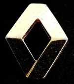 renault_ruit_pin-_goudkleur-4