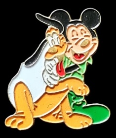 mickey-mouse-en-pluto-pin